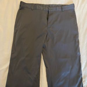Nike Golf Men’s pants. Like new condition.